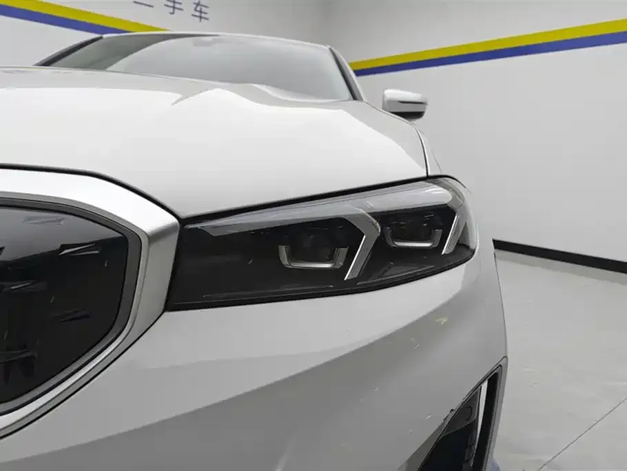 BMW i3 — фото 10