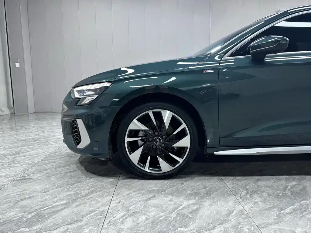 Audi A3 — фото 9