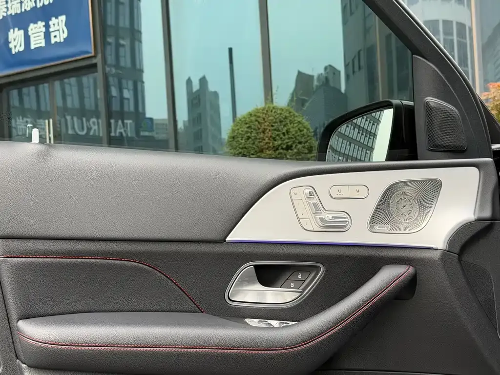 Mercedes-Benz GLE AMG — фото 6