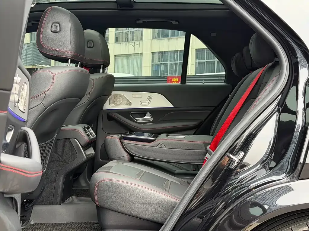Mercedes-Benz GLE AMG — фото 7