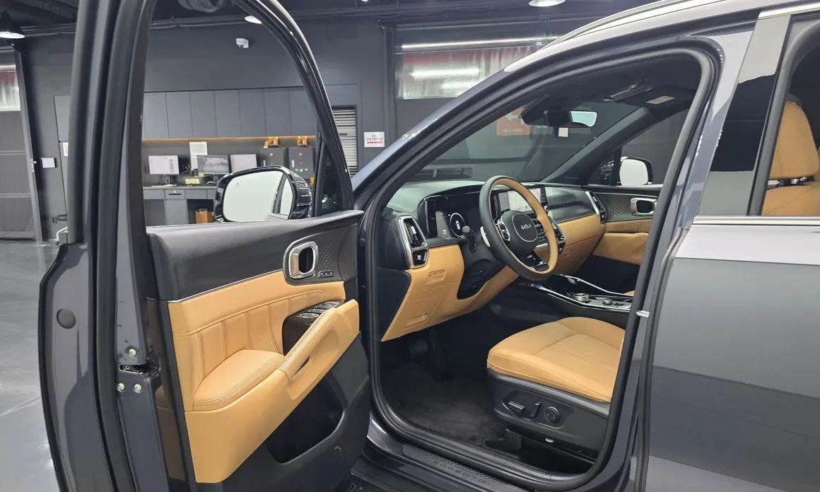 Kia Sorento — фото 6