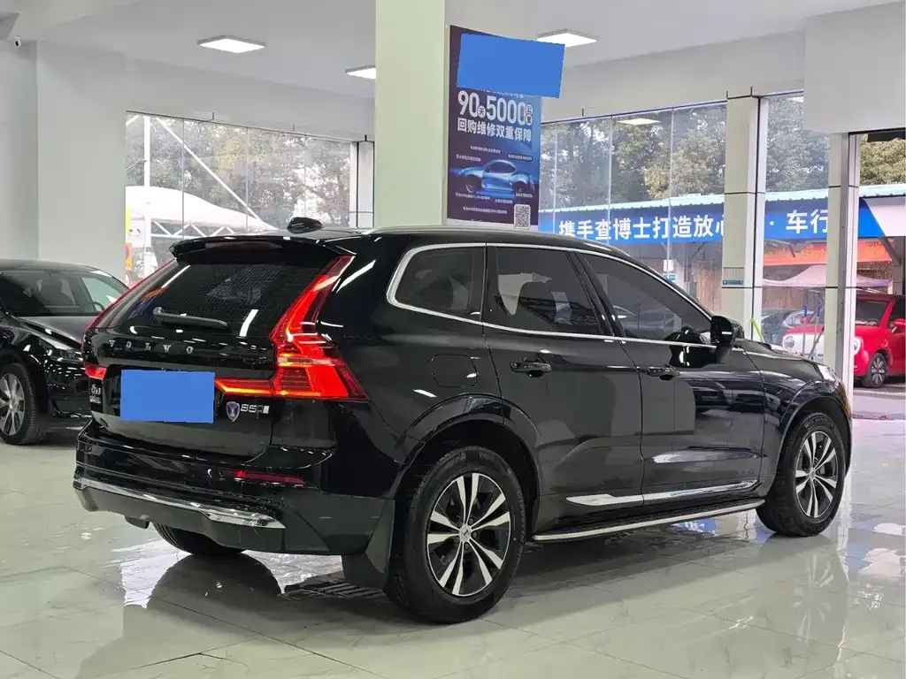 Volvo XC60 — фото 4