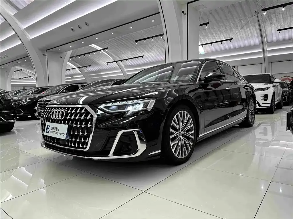 Audi A8 — фото 6