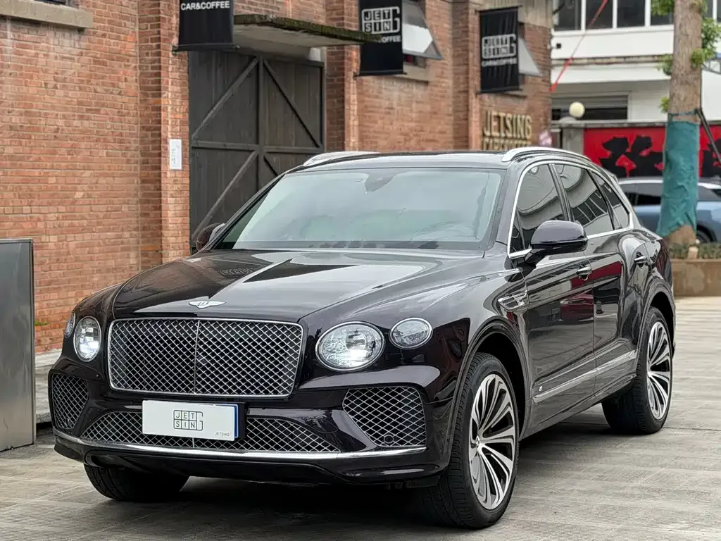 Bentley Bentayga — фото 10