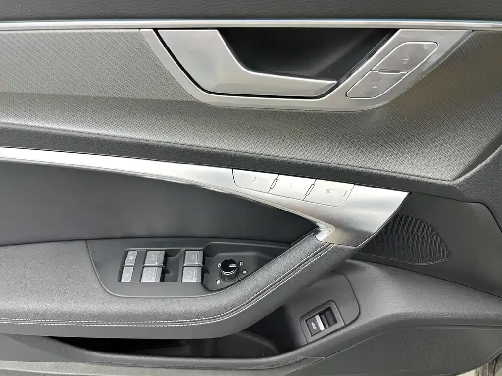 Audi A6 (Import) — фото 6