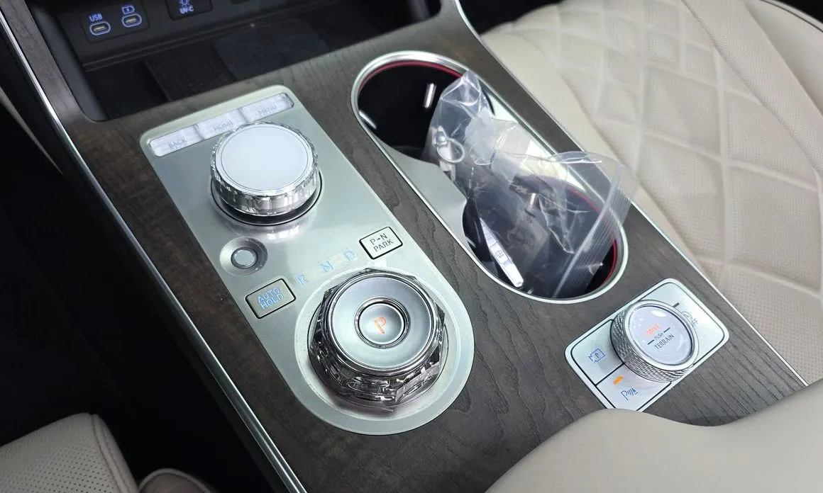 Genesis GV80 — фото 10