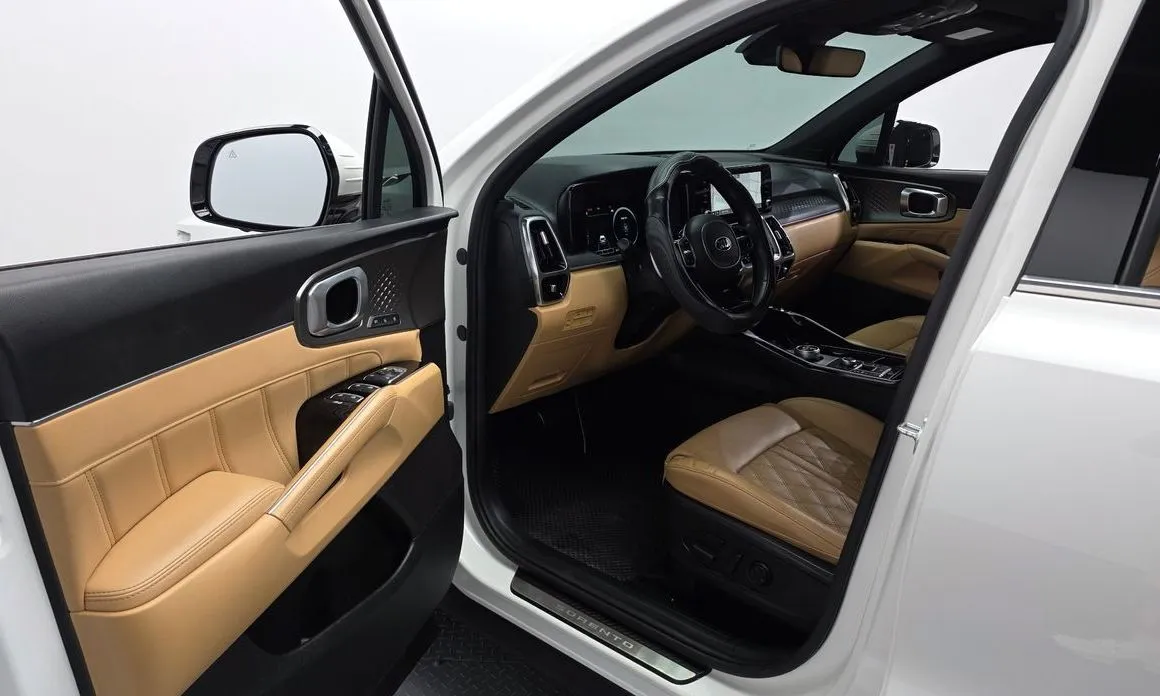 Kia Sorento — фото 6