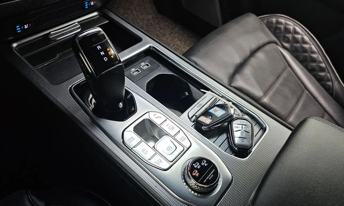 KG Mobility (Ssangyong) Rexton — фото 6