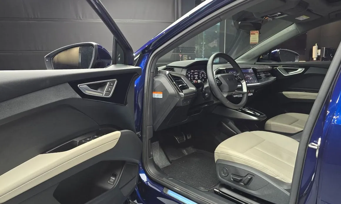 Audi Q4 e-tron 2025 из KR, фото 9
