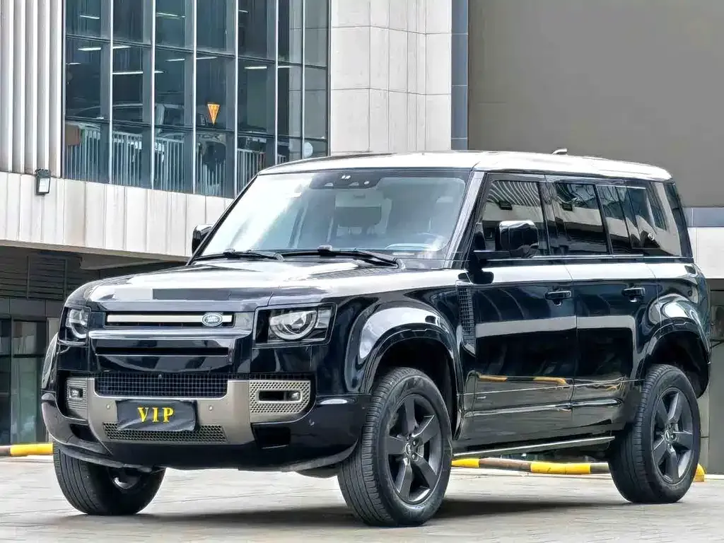Land Rover Defender — фото 1