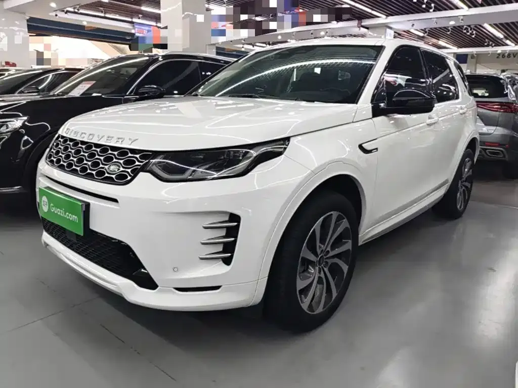 Land Rover Discovery Sport — фото 1