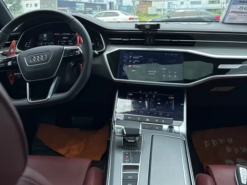 Audi A7L — фото 3