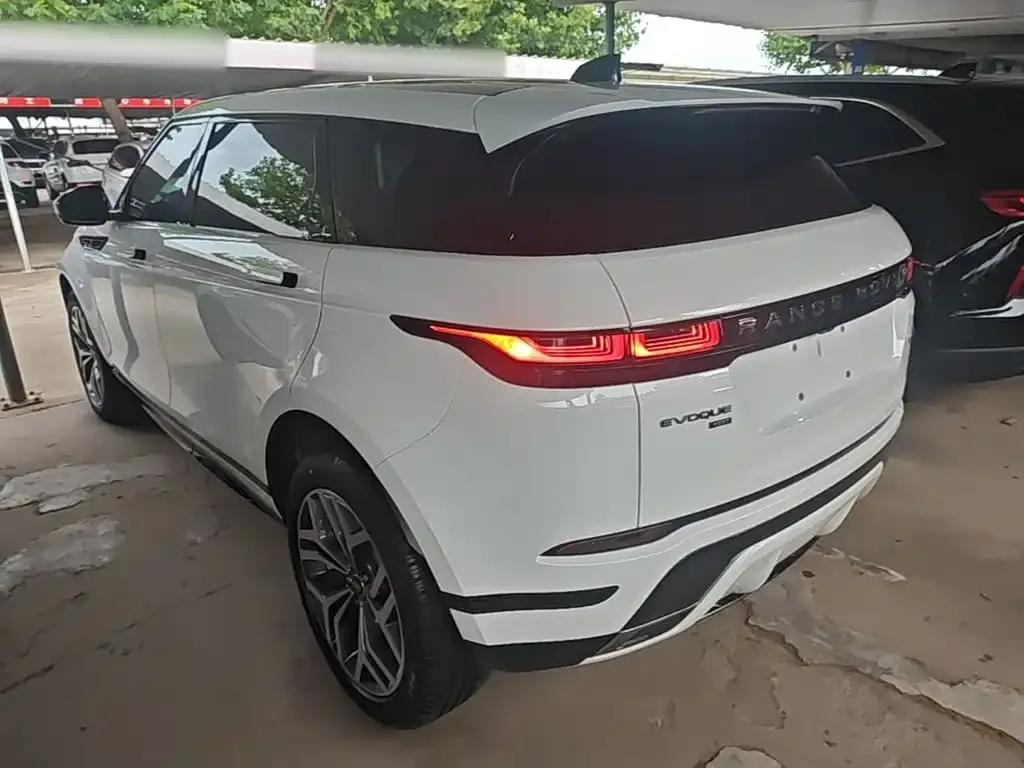 Land Rover Evoque — фото 7