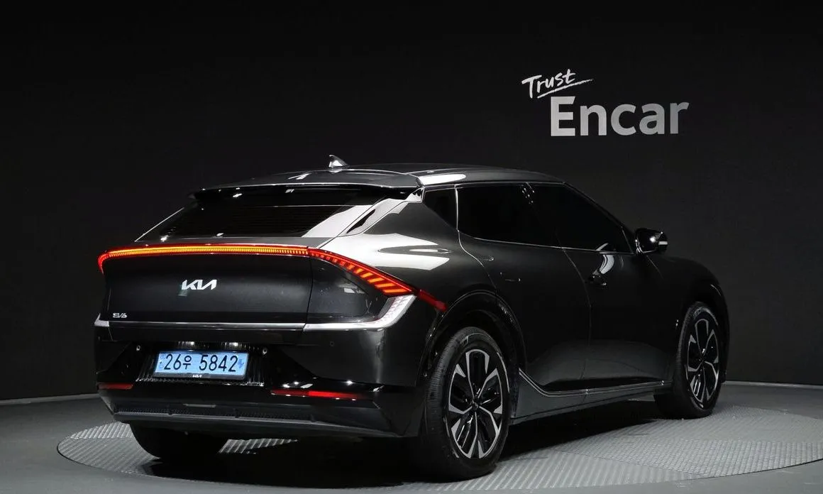 Kia EV6 — фото 4