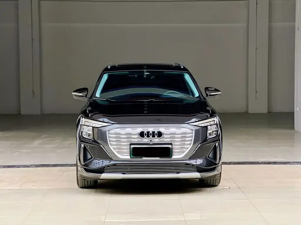 Audi Q5 e-tron — фото 6