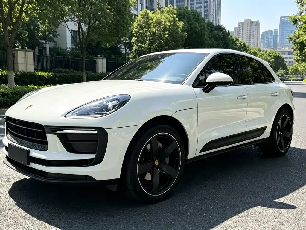 Porsche Macan — фото 1