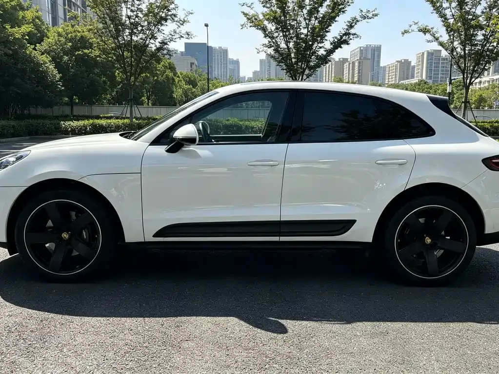 Porsche Macan — фото 8