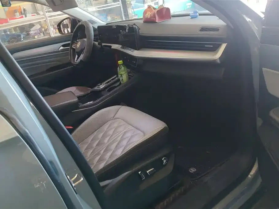 Volkswagen Tavendor 2023 из CN, фото 4