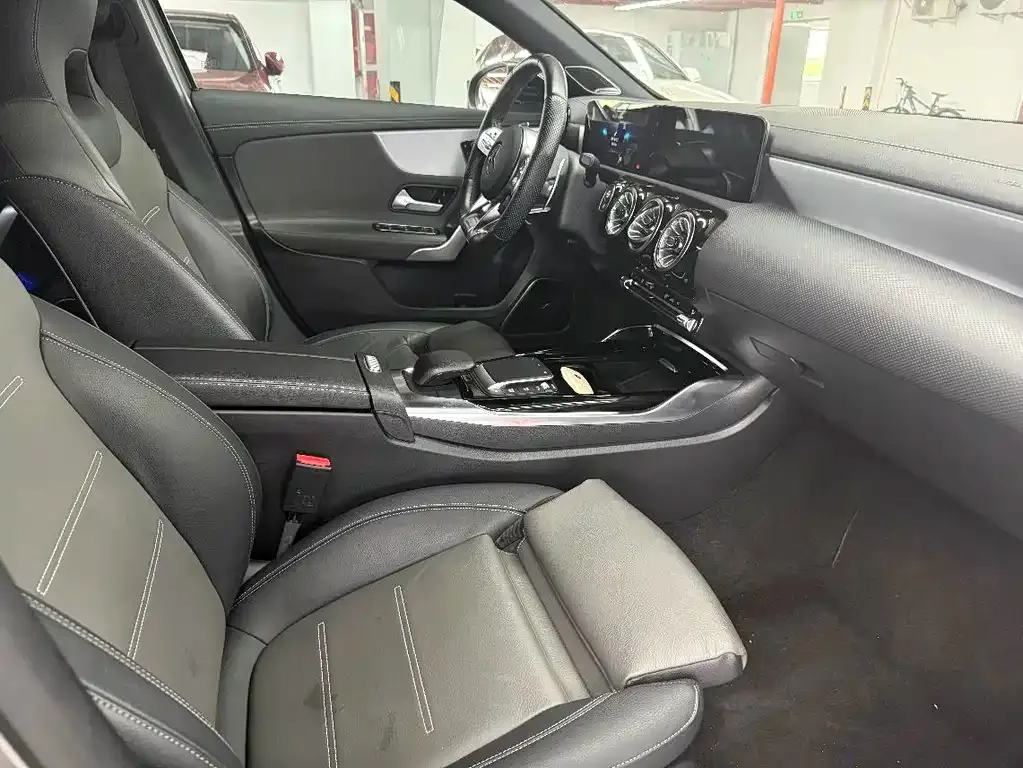 Mercedes-Benz A-Class AMG — фото 7