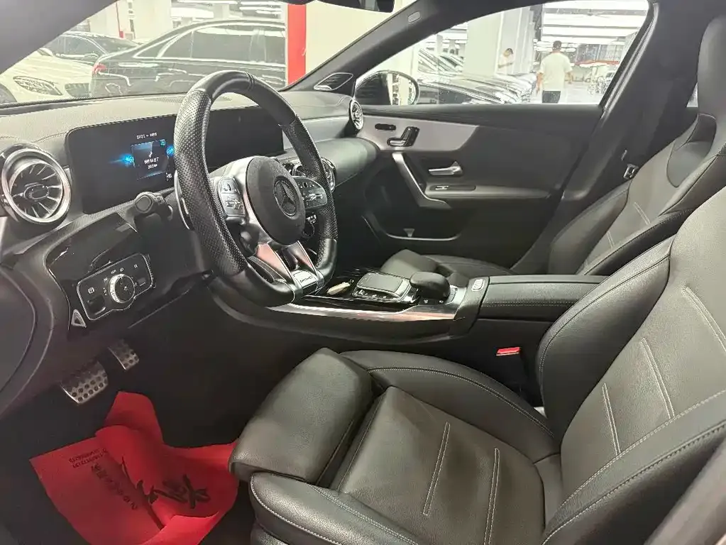 Mercedes-Benz A-Class AMG — фото 9