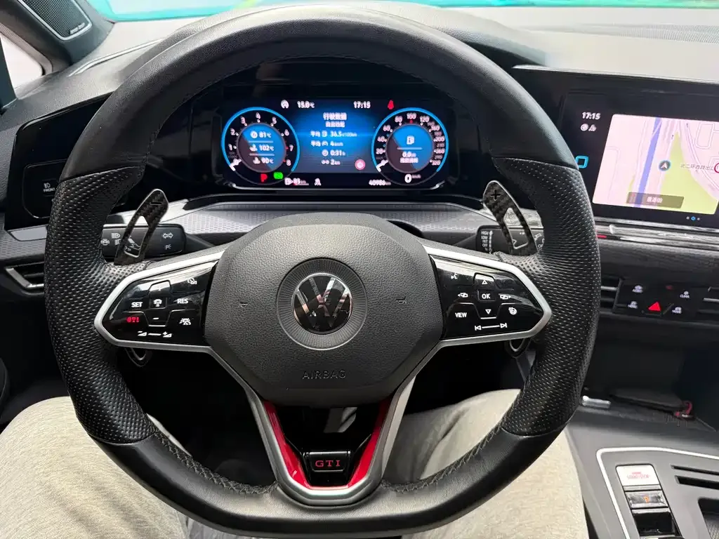 Volkswagen Golf GTI — фото 3