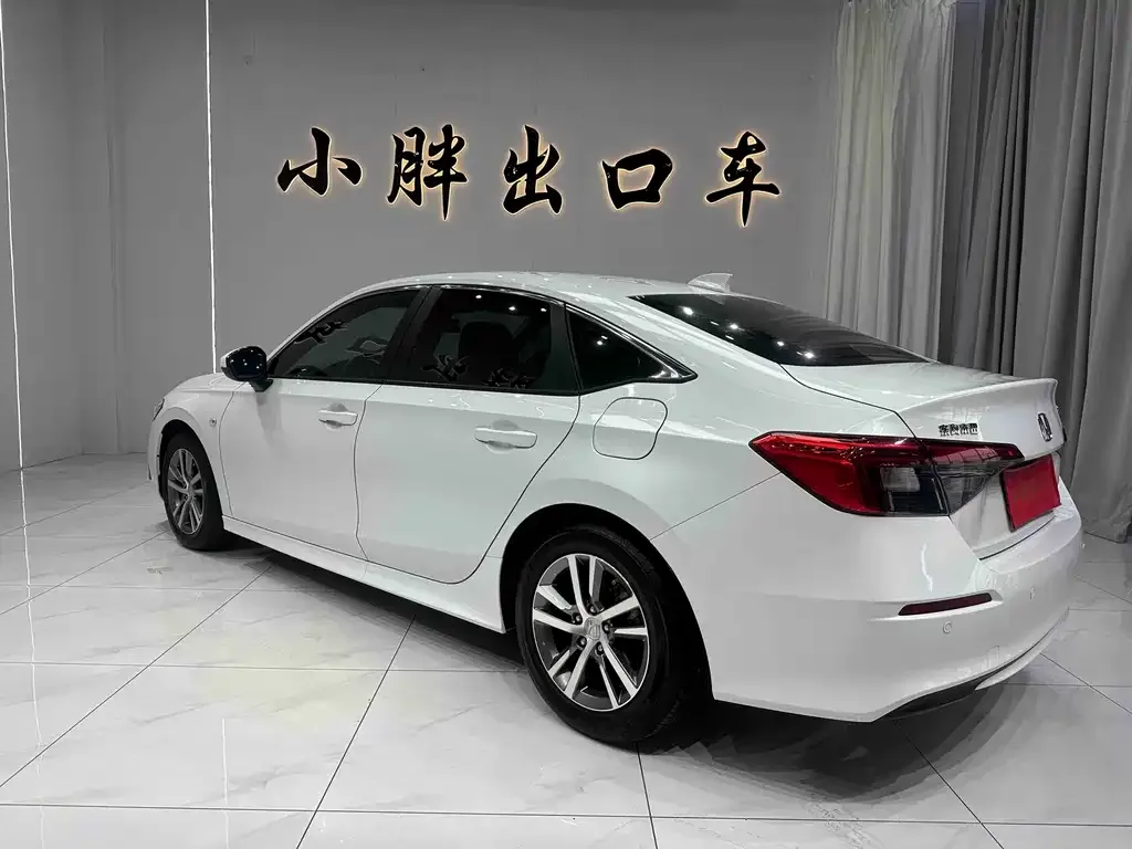 Honda Civic — фото 4