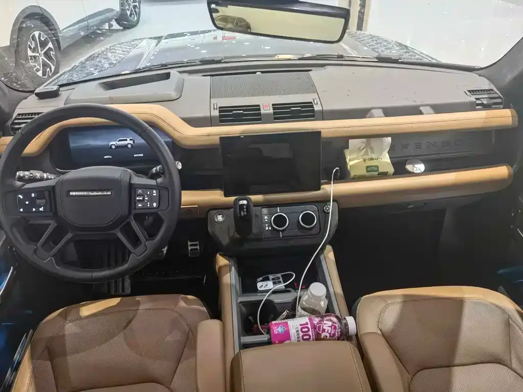 Land Rover Defender — фото 8