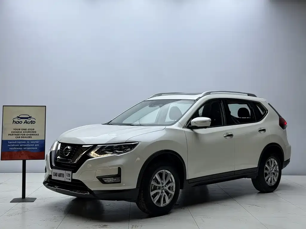 Nissan X-Trail — фото 1