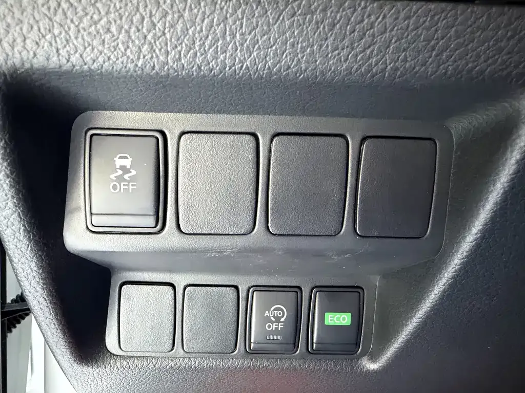 Nissan X-Trail — фото 9