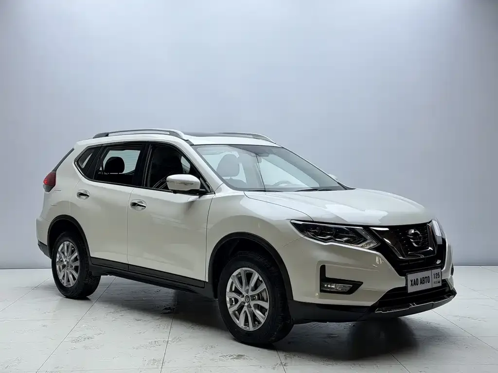 Nissan X-Trail — фото 5