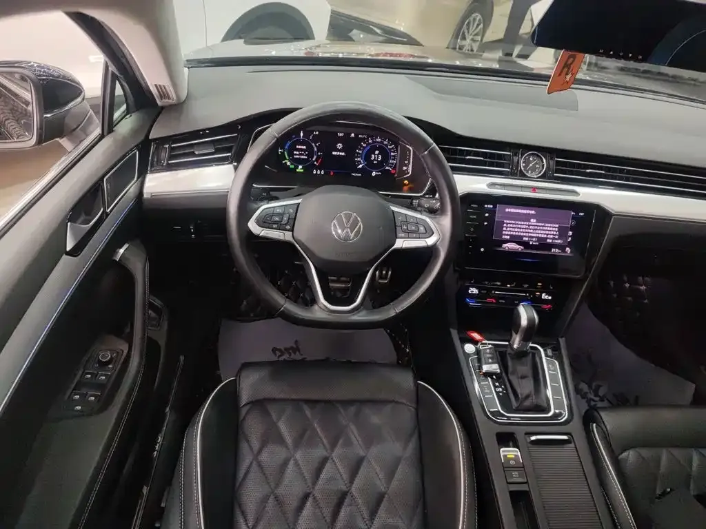 Volkswagen 迈腾 PHEV — фото 6