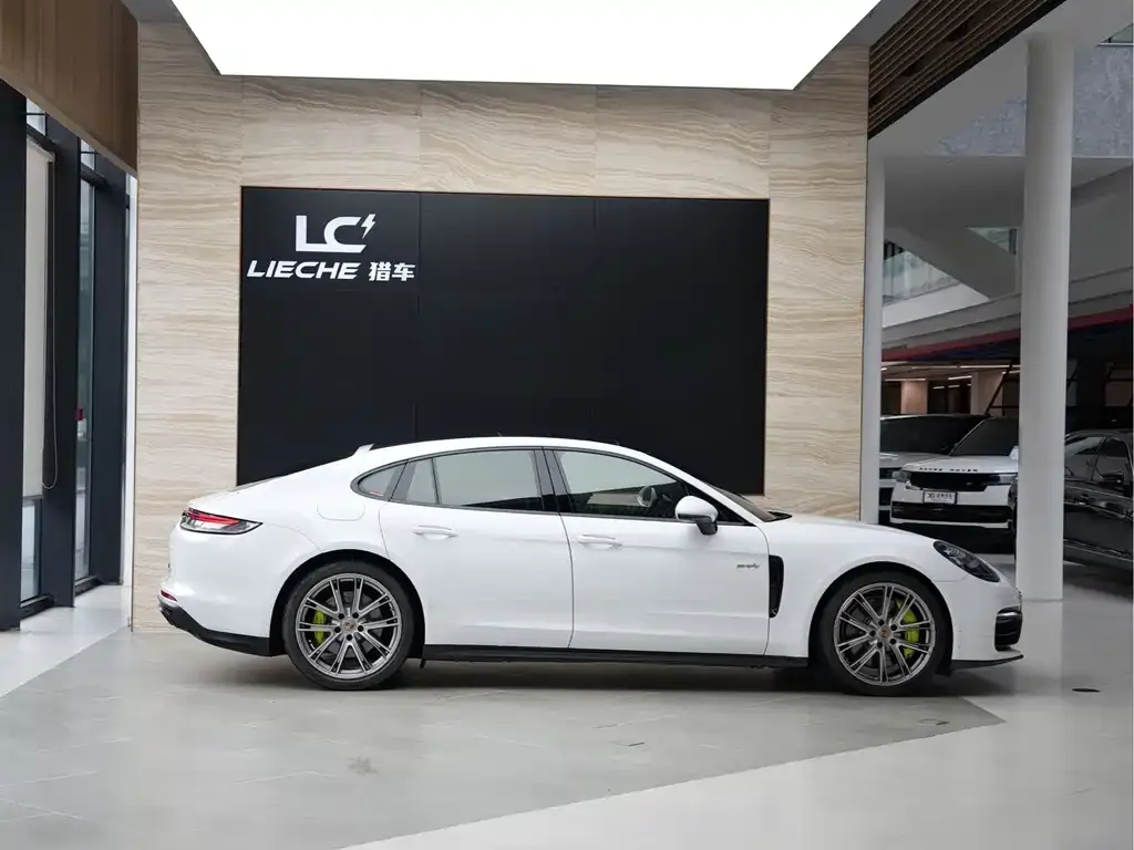 Porsche Panamera Hybrid — фото 5
