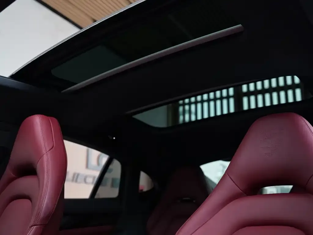 Porsche Panamera Hybrid — фото 4