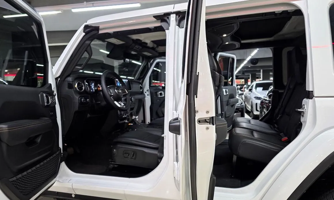 Jeep Wrangler — фото 2