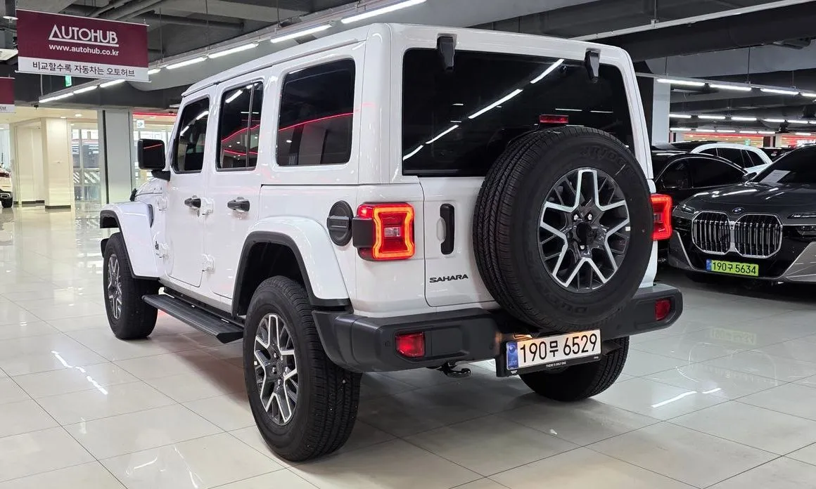 Jeep Wrangler — фото 4