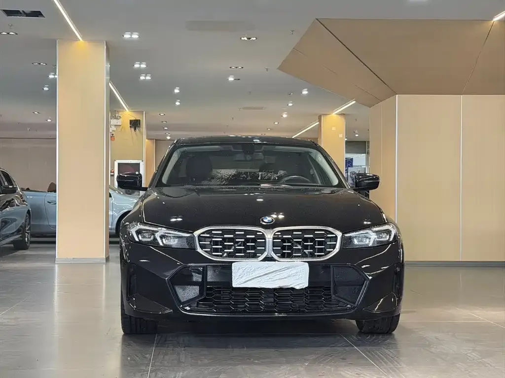 BMW 3 Series 2023 из CN, фото 7