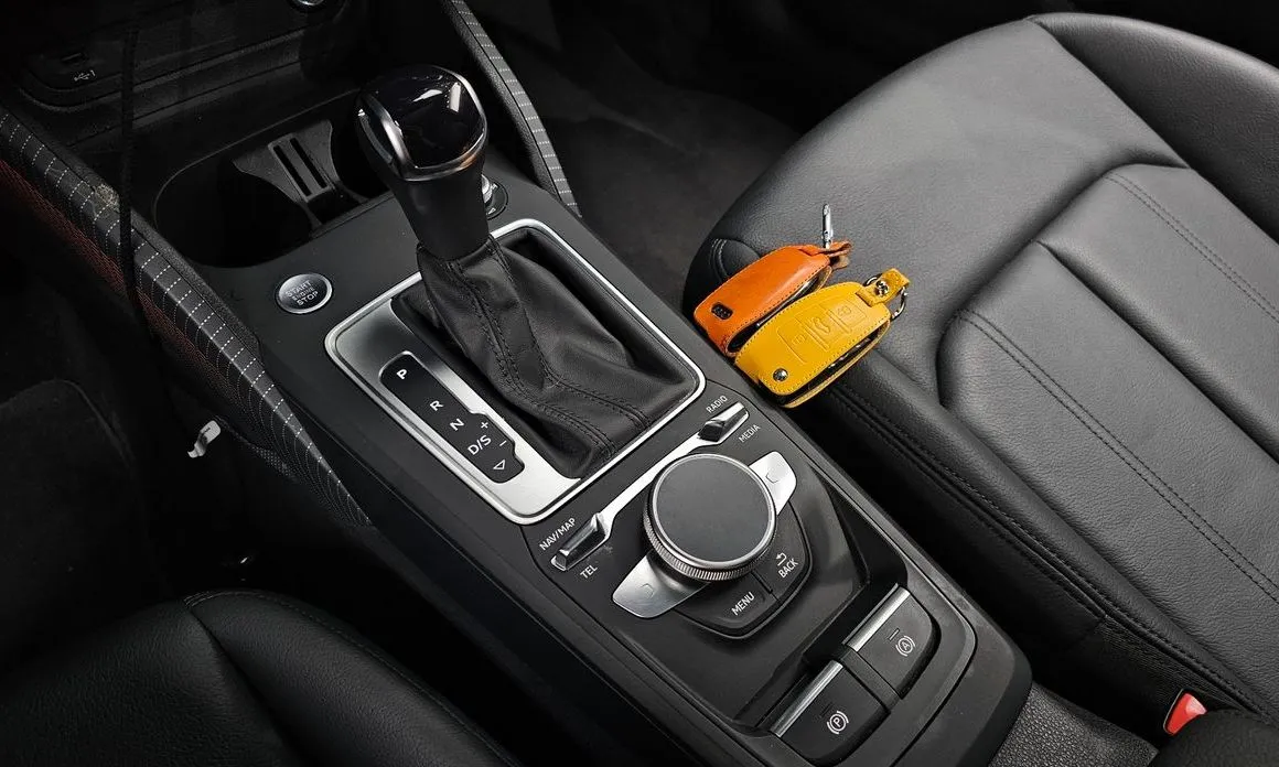 Audi Q2 2023 из KR, фото 8