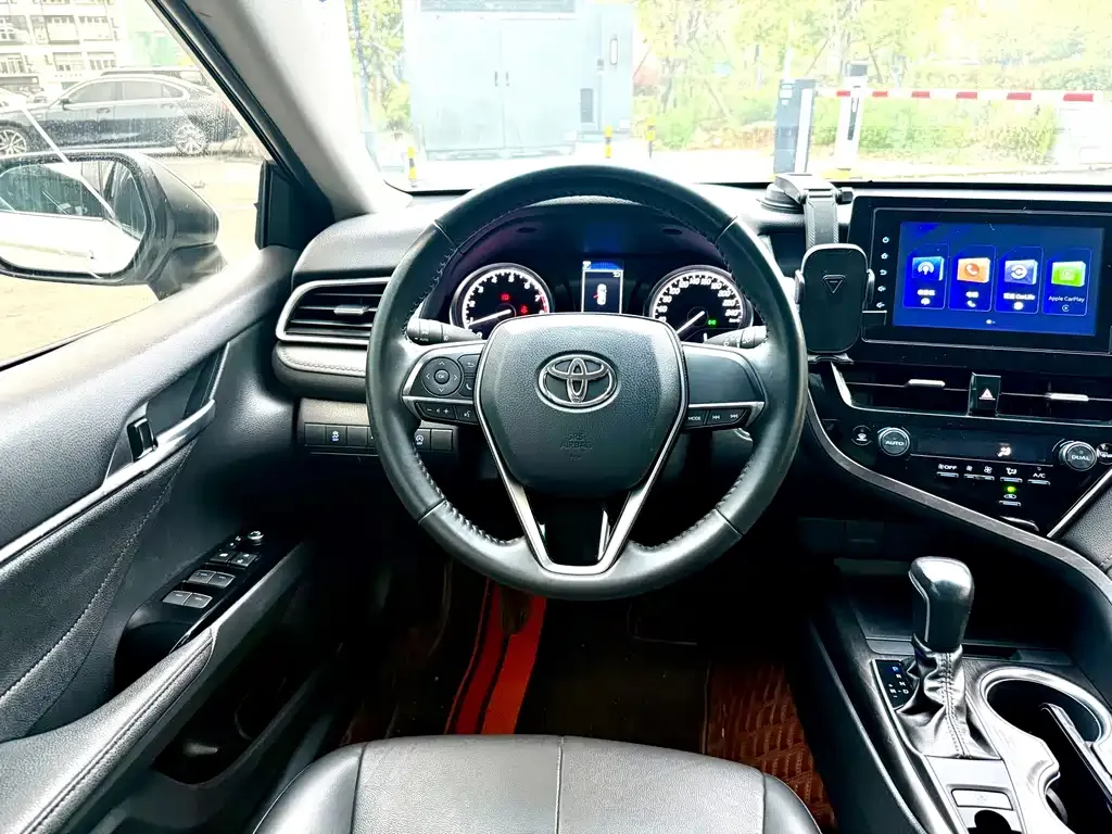 Toyota Camry 2023 из CN, фото 4