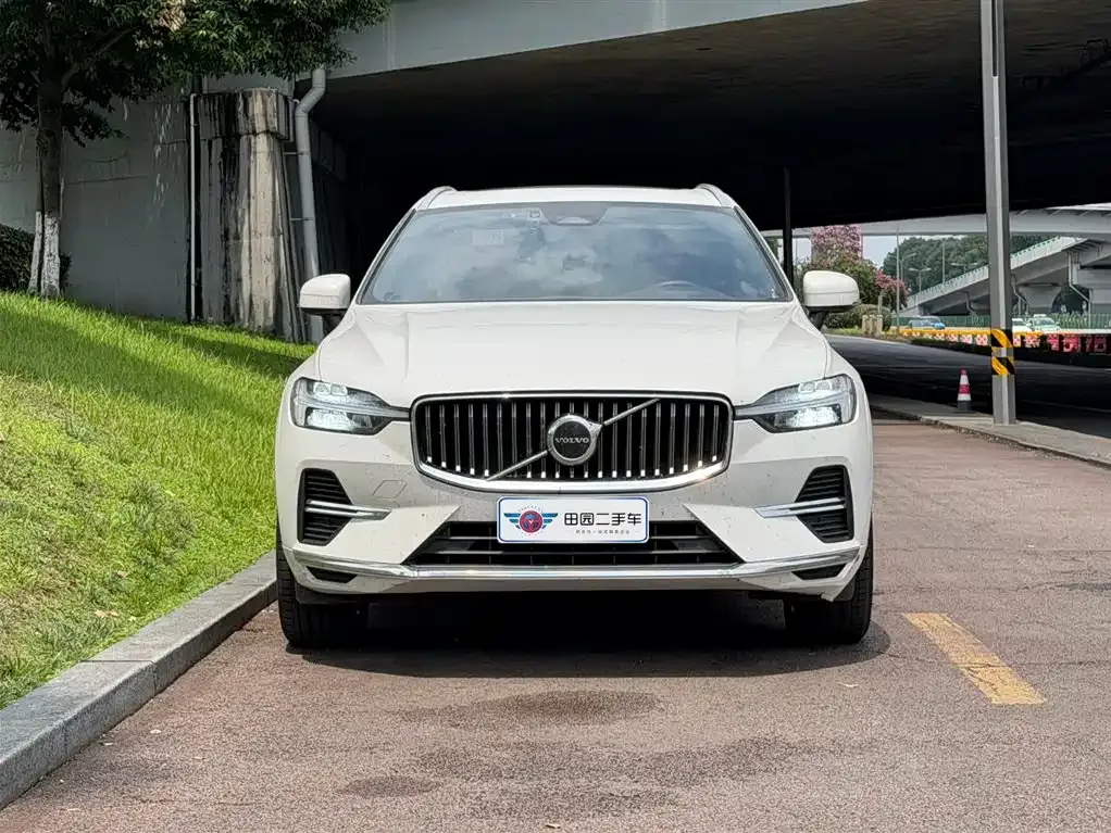 Volvo XC60 — фото 3