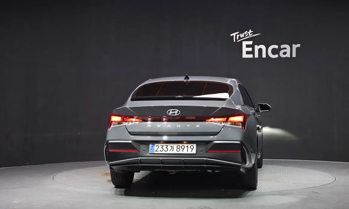 Hyundai AVANTE — фото 2