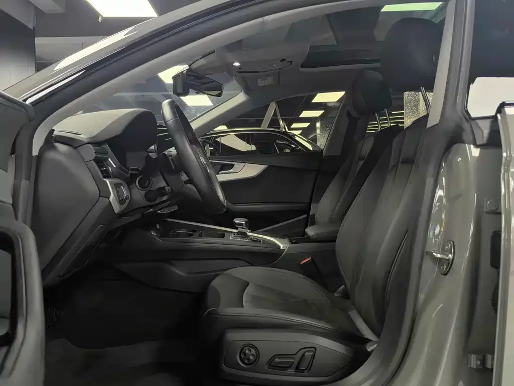 Audi A5 (Import) — фото 9