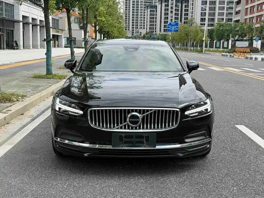 Volvo S90 — фото 8