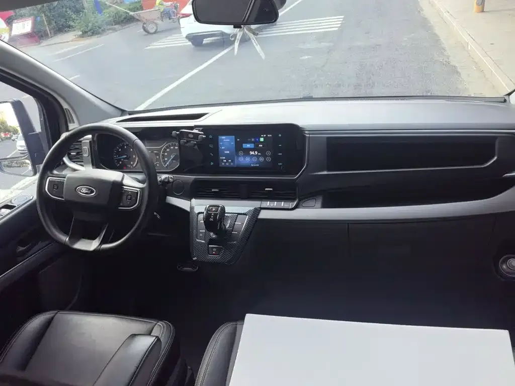 Ford Transit 2025 из CN, фото 3