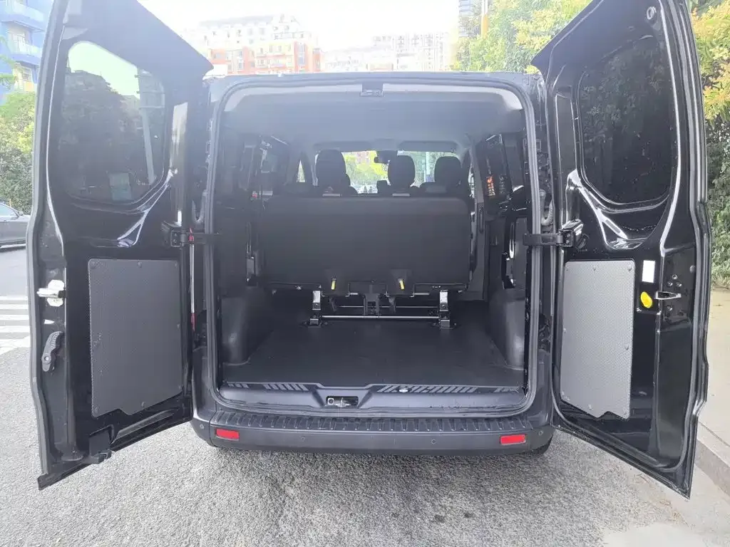 Ford Transit 2025 из CN, фото 6