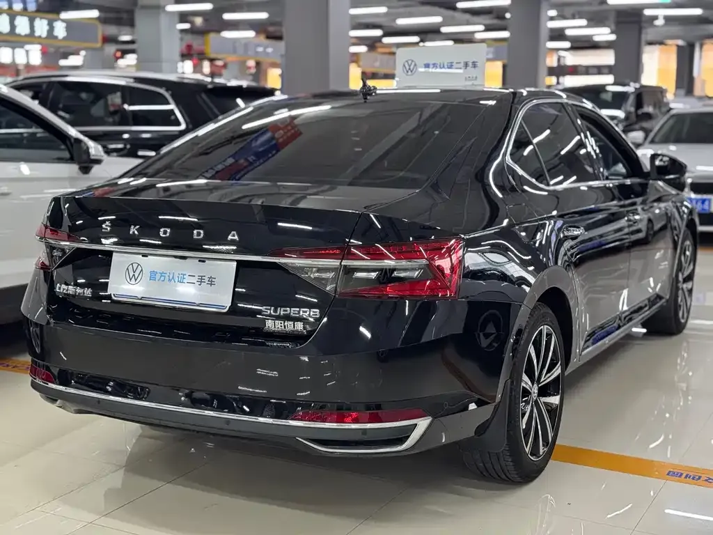 Skoda Superb 2023 из CN, фото 8