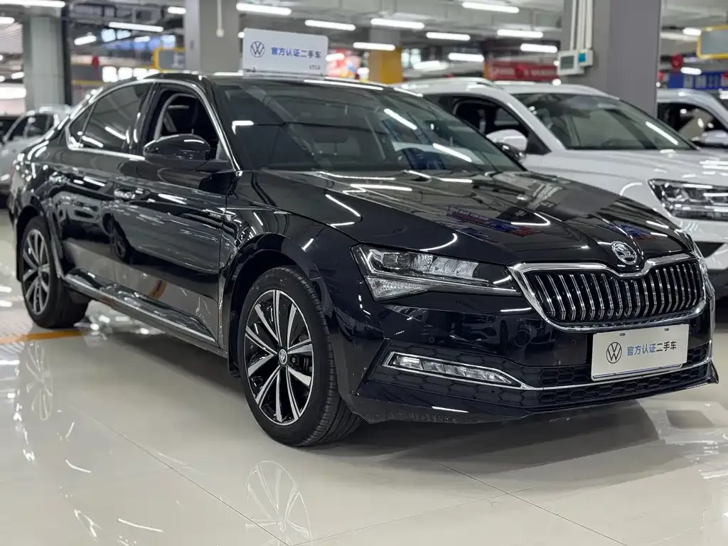 Skoda Superb 2023 из CN, фото 3