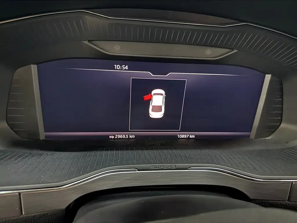 Skoda Superb 2023 из CN, фото 2
