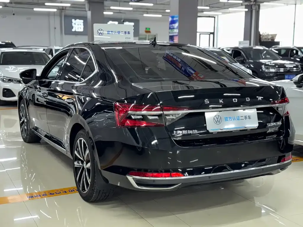 Skoda Superb 2023 из CN, фото 9
