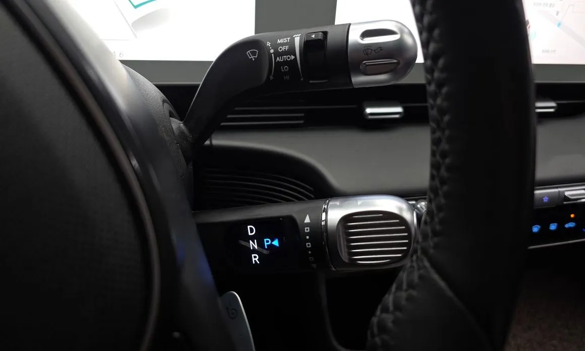 Hyundai Ioniq5 — фото 2