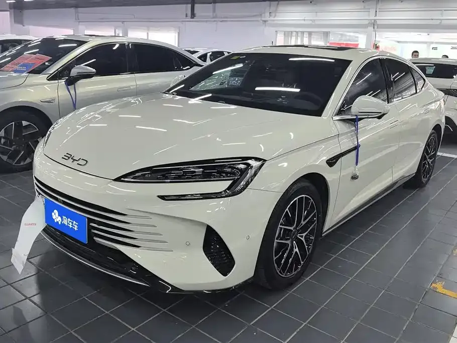 BYD Seal 07 DM-i — фото 1
